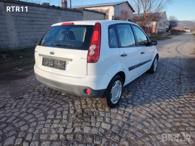 Ford Fiesta 1.3 , снимка 2 - Автомобили и джипове - 53048271