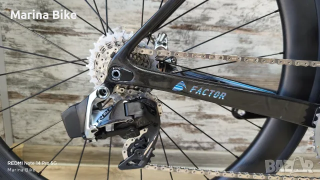 Карбонов аеро шосеен велосипед Factor Ostro Vam Disc SRAM Red AXS Capital 50 | 54, снимка 4 - Велосипеди - 55739723