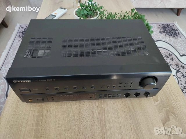 Pioneer stereo receiver model-Sx-254r, снимка 3 - Ресийвъри, усилватели, смесителни пултове - 53781622