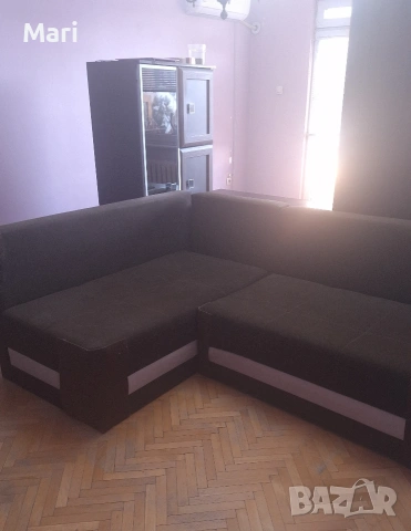 Подарявам ъглов диван 