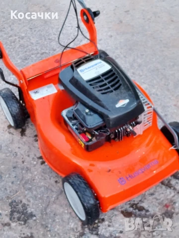Бензинова самоходна косачка Хускварна 4 к.с