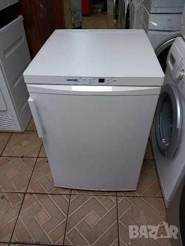 Малък фризер с 4 чекмеджета Liebherr с 2 години Гаранция!, снимка 3 - Фризери - 53613566