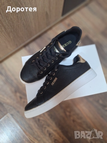 Нови оригинални кецове на Guess , снимка 1