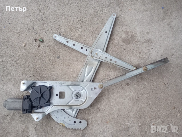 Преден десен стъклоповдигач машинка ел.стъкло рено канго 1998-2008г