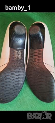 Обувки Ecco, снимка 2 - Дамски ежедневни обувки - 52200413