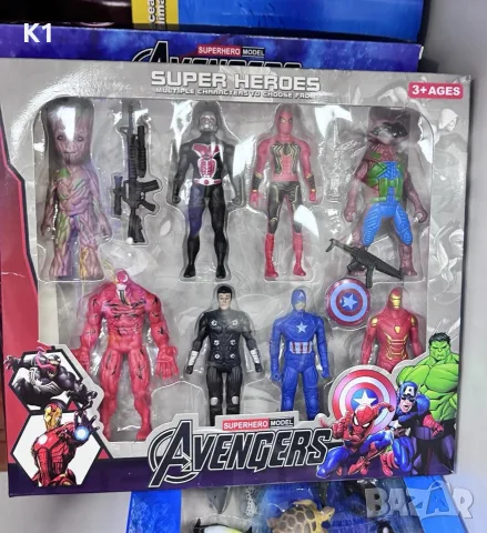 Комплект с фигурки и оръжия Avengers, отмъстителите Спайдърмен/Венъм