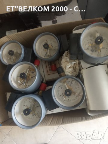 Контактни манометри 0-25 атм