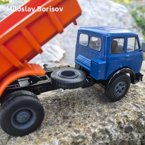 Маз 503 в мащаб 1:43, снимка 10 - Колекции - 56403933
