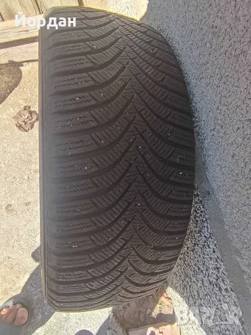 Продавам комплект зимни гуми HANKOOK, снимка 8 - Гуми и джанти - 56335649