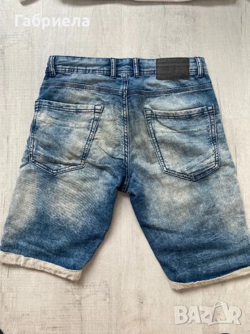 Къси дънкови панталони и тениска Moncler, снимка 2 - Тениски - 50967326