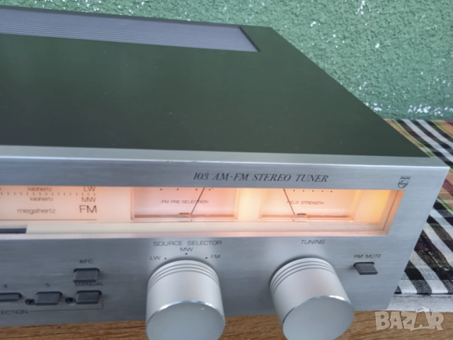 Красив аналогов тунер "Филипс" АН 103, снимка 4 - Ресийвъри, усилватели, смесителни пултове - 52249755