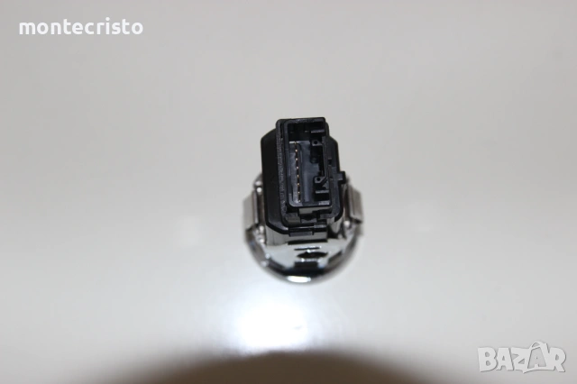 Start бутон Toyota Corolla verso (2004-2009г.) бутон запалване Engine Start Stop 15A710, снимка 3 - Части - 53681325