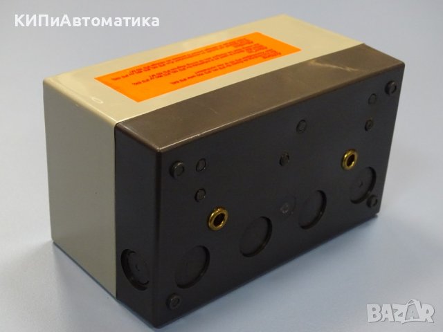 Контролер Kromschroder IFS 110M-5 automatic burner controls 220V , снимка 6 - Резервни части за машини - 38989934