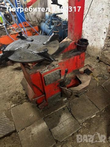 Машина за монтаж и демонтаж на гуми , снимка 2 - Други машини и части - 53700251