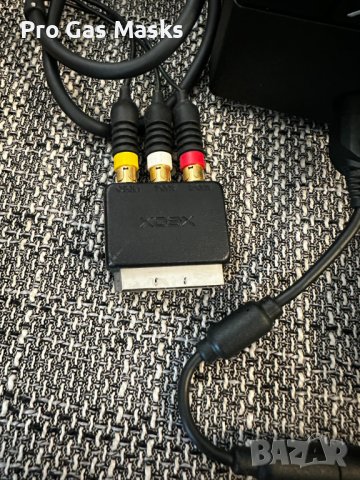 XBOX  с джойстик, кабели и кутия само за 150 лв , снимка 5 - Xbox конзоли - 41512020