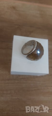 Продавам Кехлибарен пръстен внос от Дубай 