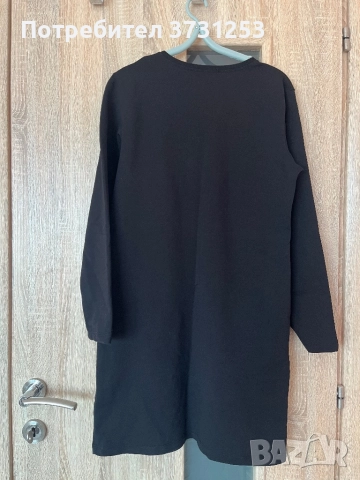 Продавам тази черна рокля ( носена веднъж) размер с/м, снимка 2 - Рокли - 52857236