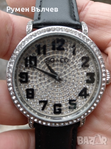 дамски часовник с камъчета: So&Co New York