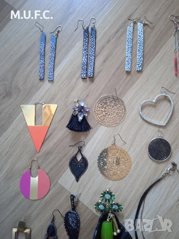 Бижута всичко общо=24лв., снимка 2 - Колиета, медальони, синджири - 52920182