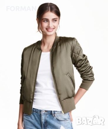 Зелено сатенирано яке тип "бомбър"