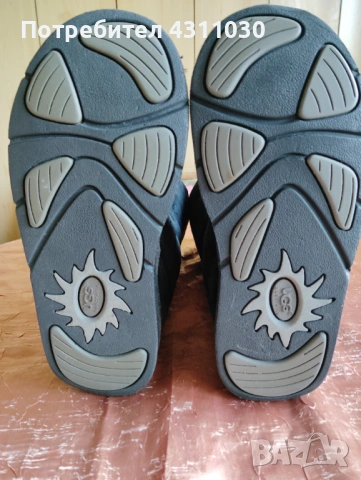 Оригинални ботуши UGG 39 номер, снимка 7 - Дамски ботуши - 53391588