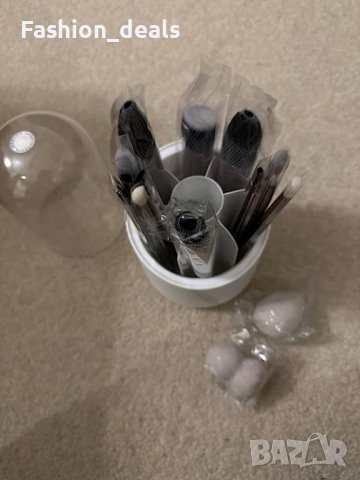 Нов Професионален комплект четки за грим 17 броя/Красота Коректор Грим, снимка 8 - Други - 41431621