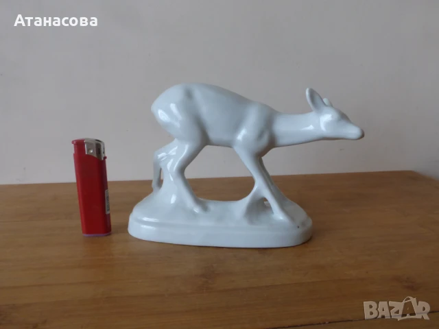 Българска порцеланова фигура Сърна Сърничка Изида 1968 г