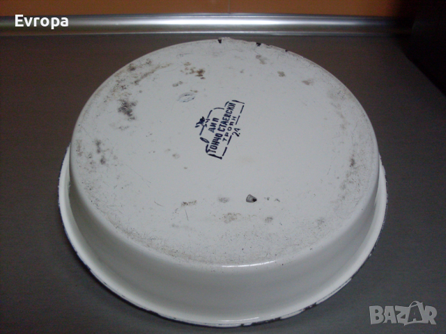 Емайлиран тиган- 24см., снимка 9 - Съдове за готвене - 44657459