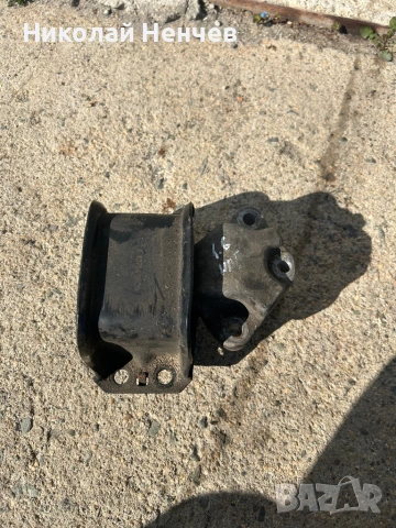 Тампон за двигател Пежо 307 1.6 HDI 