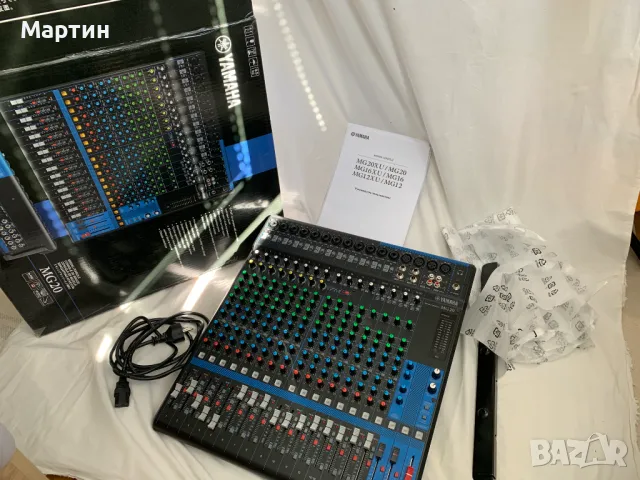 Yamaha MG20  професионален 20-канален миксер, снимка 1