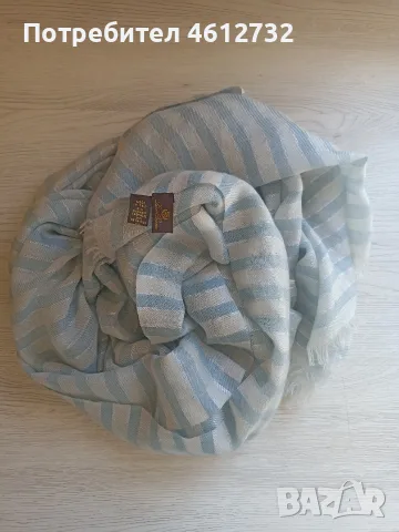 Оригинален шал Loro Piana, снимка 2 - Шалове - 56158110