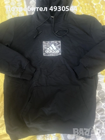 Черен суичър Adidas с качулка 