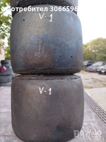 Гуми за картинг Бяла Vega, снимка 2 - Гуми и джанти - 50797720