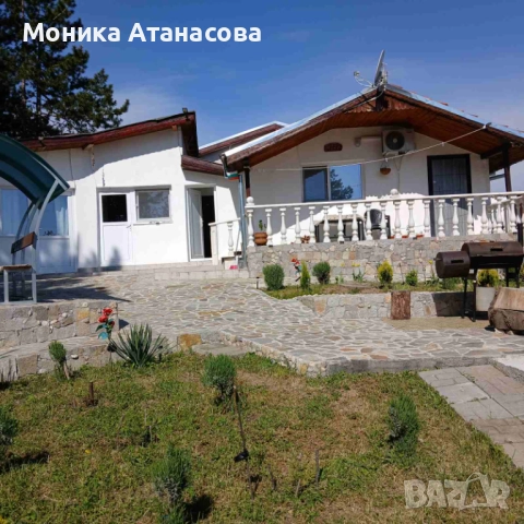 Продава къща