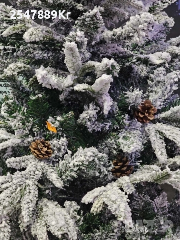 Изкуствена елха K r i n g Melbourne, Цялата заснежена с метална стойка., снимка 11 - Декорация за дома - 52231334