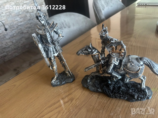 Статуетки на Рицари