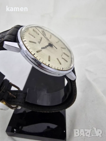 Винтидж съветски часовник RAKETA - кал. 2609.HA - произведен в СССР - класически раиран циферблат, снимка 2 - Антикварни и старинни предмети - 53659187