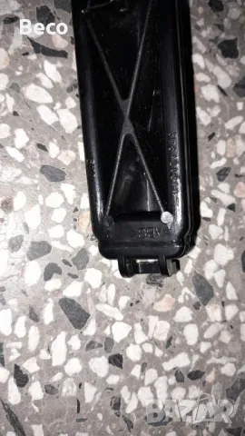 КАПАЧКА НА КАБИННИЯ ФИЛТЪР OPEL CORSA , снимка 3 - Части - 49537273