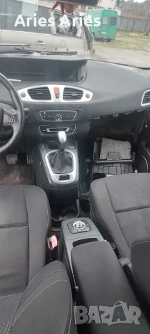 Renault Scenic 1,5 dci , Рено Сценик на части! Юни 2011, снимка 11 - Автомобили и джипове - 48974535