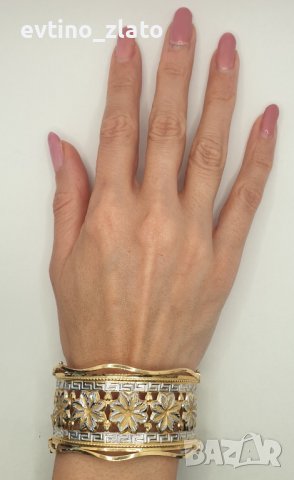 Златни твърди гривни  14К - , снимка 15 - Гривни - 40462722