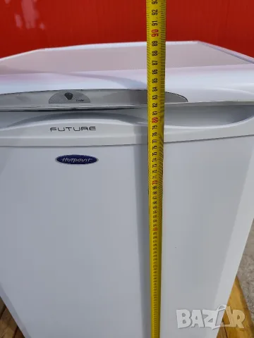 малък хладилник hotpoint, снимка 8 - Хладилници - 56198766