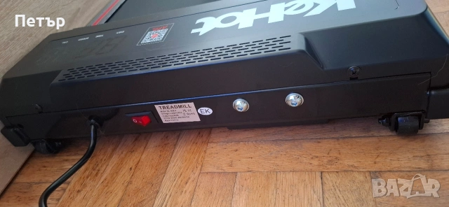 Домашна бягаща пътечка, снимка 4 - Фитнес уреди - 53453404