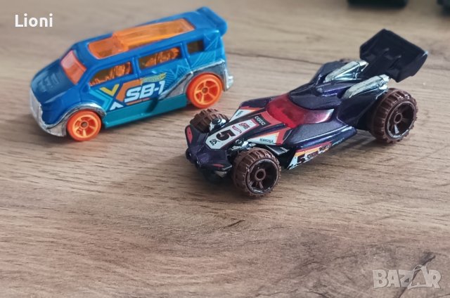 HOT WHEELS колички , снимка 8 - Коли, камиони, мотори, писти - 42211119