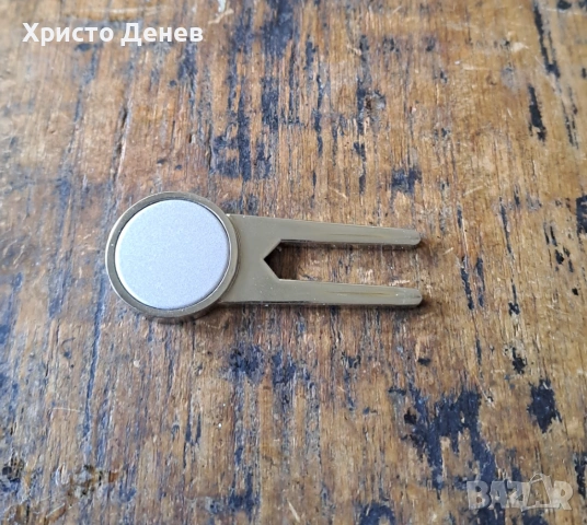 голф divot инструмент ключодържател метален с магнит, снимка 5 - Голф - 53631630