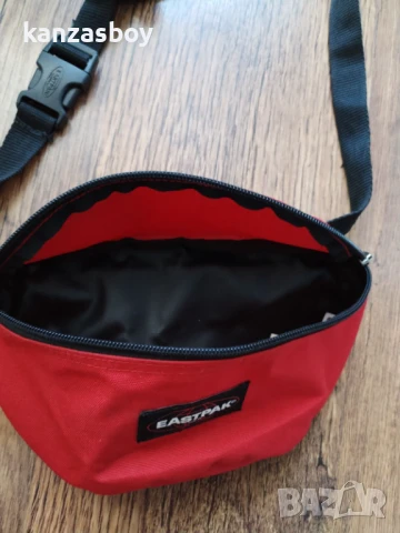 eastpak - страхотна паласка КАТО НОВА , снимка 7 - Чанти - 50800587