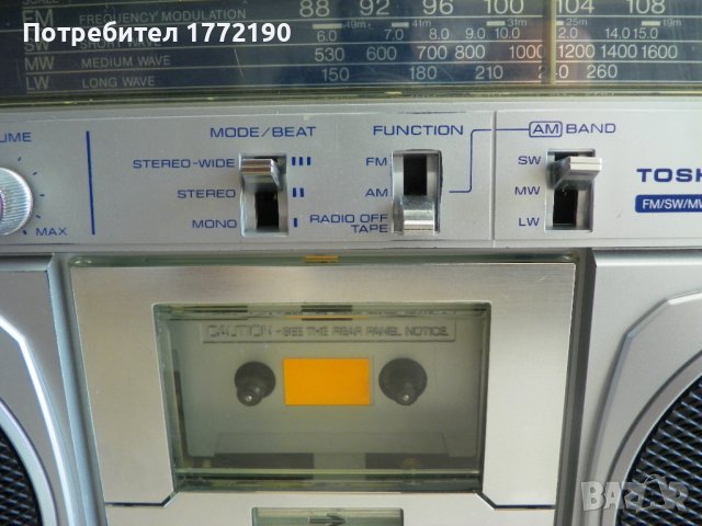 Стерео касетофон TOSHIBA RT-100S, снимка 5 - Радиокасетофони, транзистори - 41932522