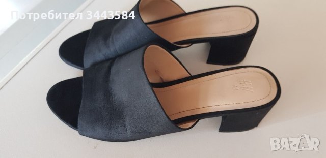 Чехли Сабо, снимка 1