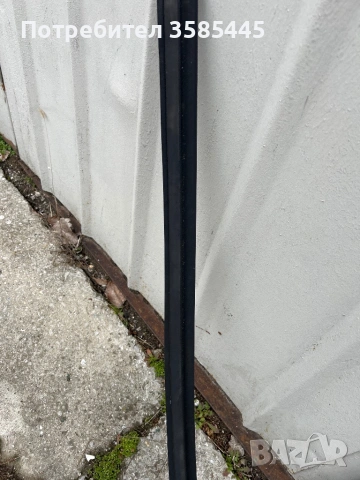 Голф 2 оплътнение над вратата(дясна страна), снимка 5 - Аксесоари и консумативи - 53307312