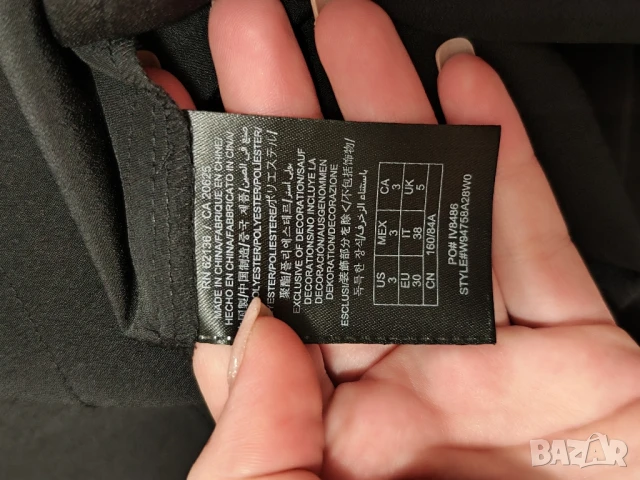 Guess дамска рокля XS/S, снимка 10 - Рокли - 50551288