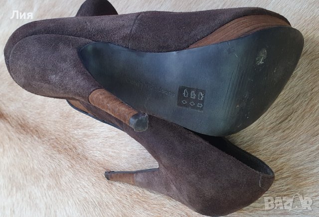 Велурени дамски обувки Calvin Klein Jeans 37 номер, снимка 6 - Дамски обувки на ток - 42728834